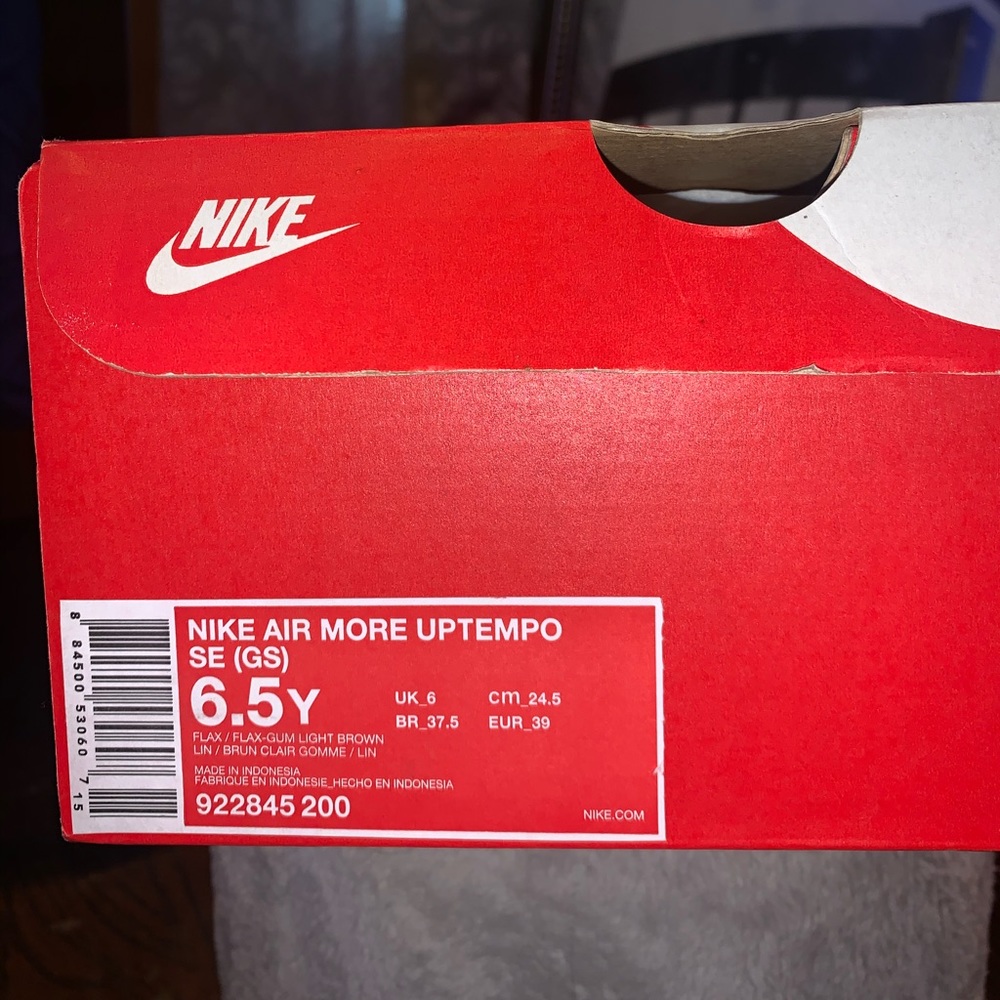 NIKE AIR MORE UPTEMPO SE (GS) - Picture 2 of 2
